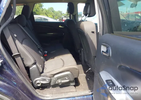 2017 Dodge Journey Sxt z USA, uszkodzony, nr VIN 3C4PDCBGXHT519084